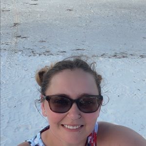 Meet your Posher, Keely